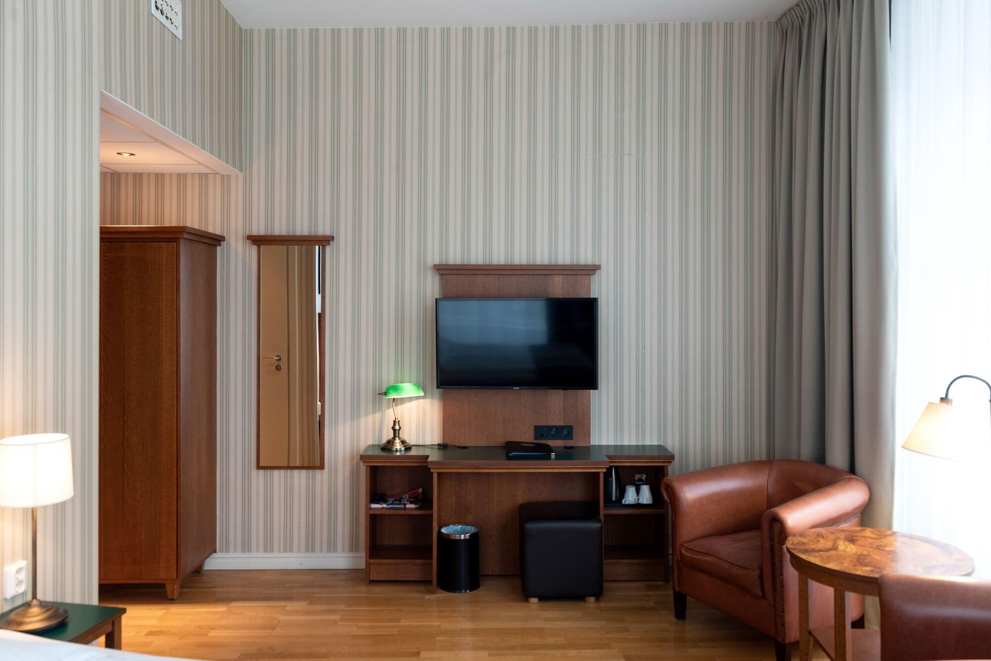 Hotel Bishops Arms Koeping Esterno foto