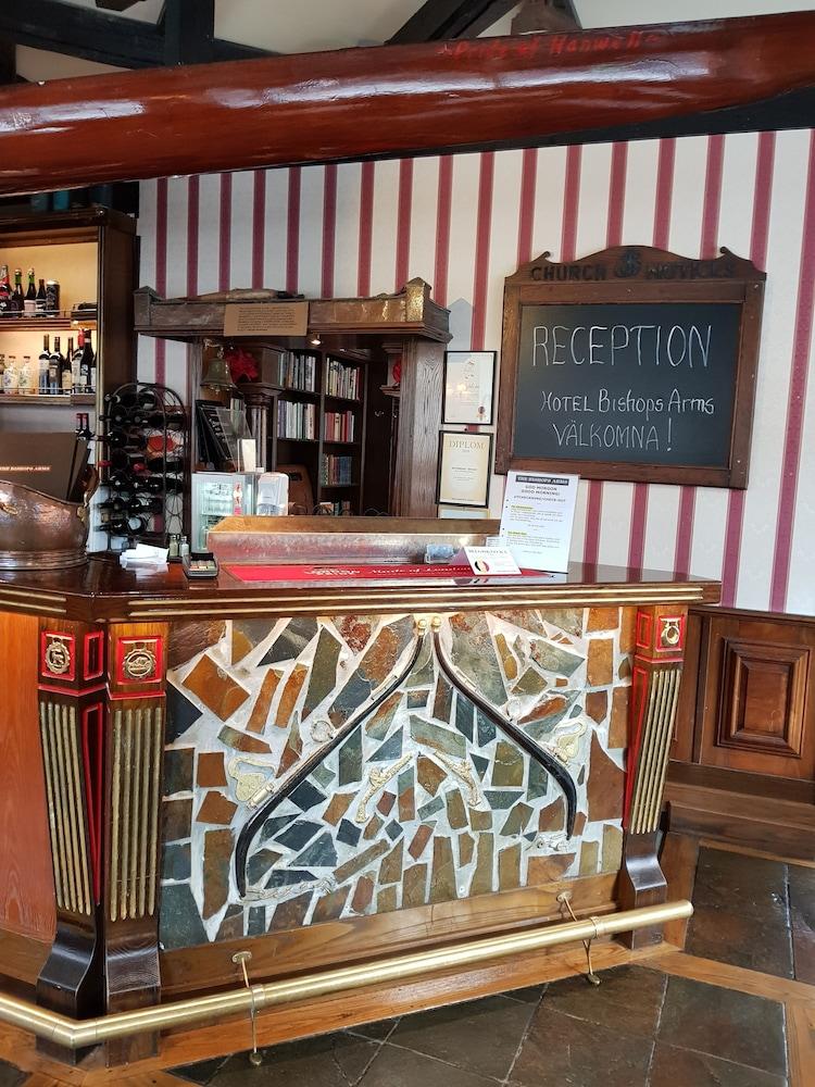 Hotel Bishops Arms Koeping Esterno foto