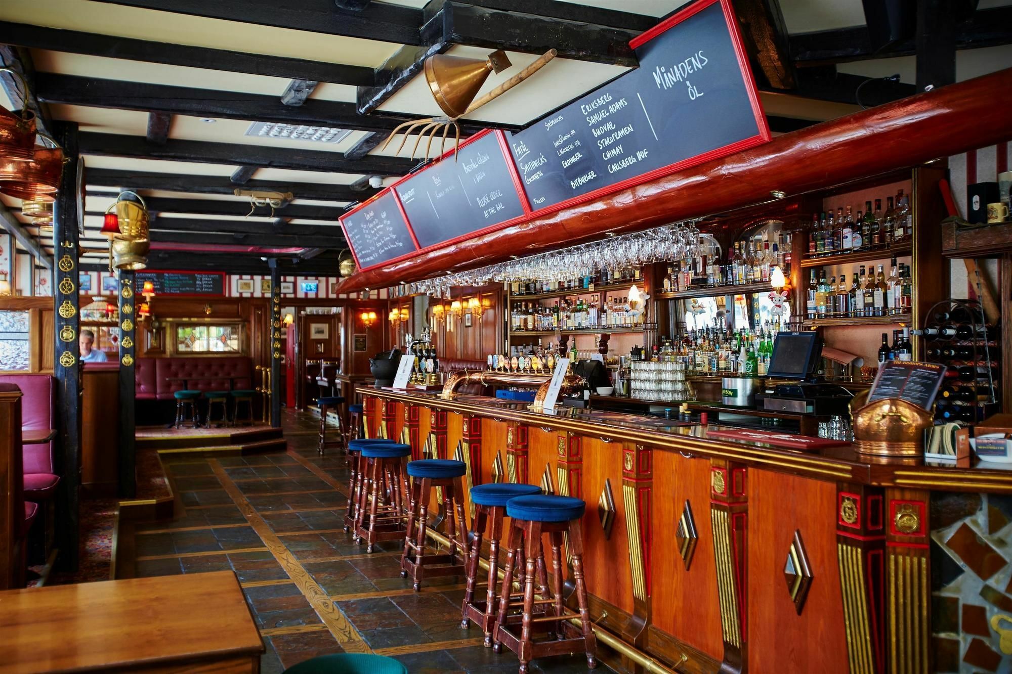 Hotel Bishops Arms Koeping Esterno foto